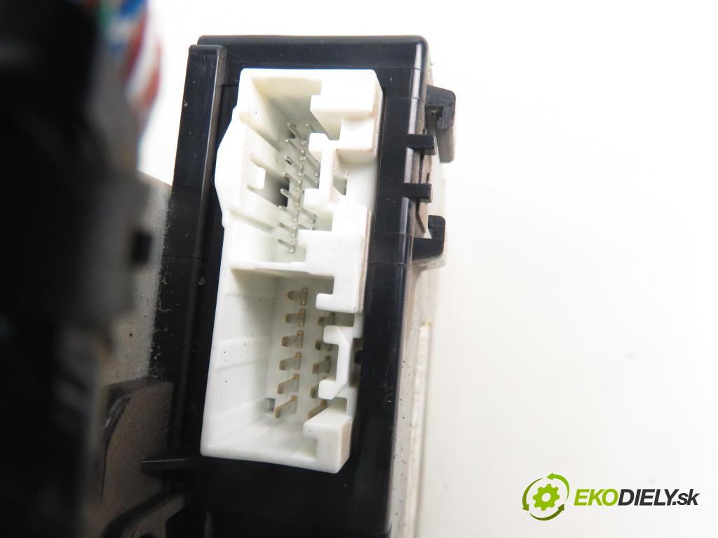 MAZDA 5 (CR19) MINIVAN 2006 105,00 2.0 MZR-CD 143 - RF7J 1998,00 MODUL komfortu CC2967560B
