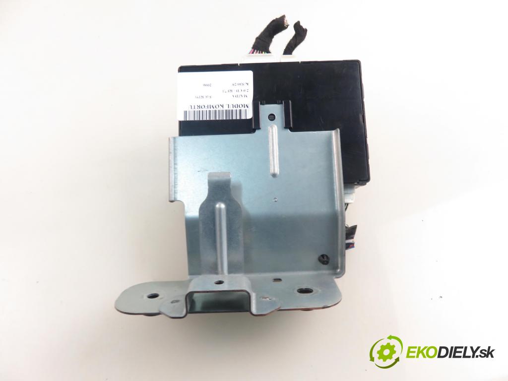 MAZDA 5 (CR19) MINIVAN 2006 105,00 2.0 MZR-CD 143 - RF7J 1998,00 MODUL komfortu CC2967560B