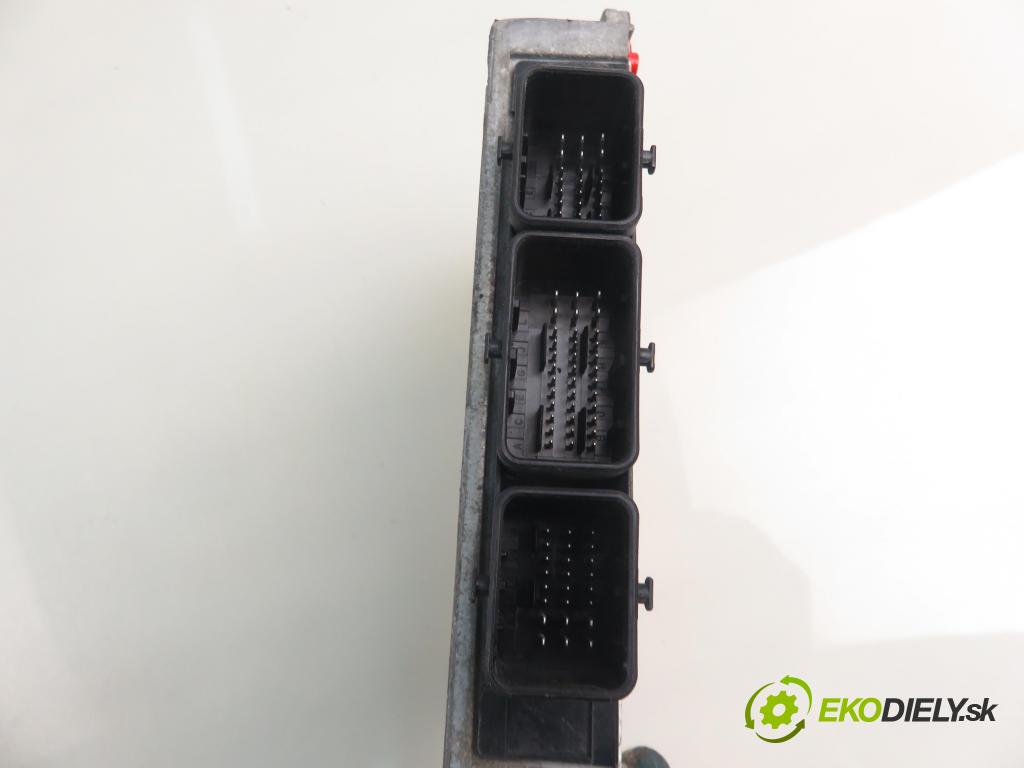 PEUGEOT 206 liftback (2A/C) HB 2002 55,00 1.4 75 - KFW 1360,00 Riadiaca jednotka Motor 9655004480 ; 9644625680