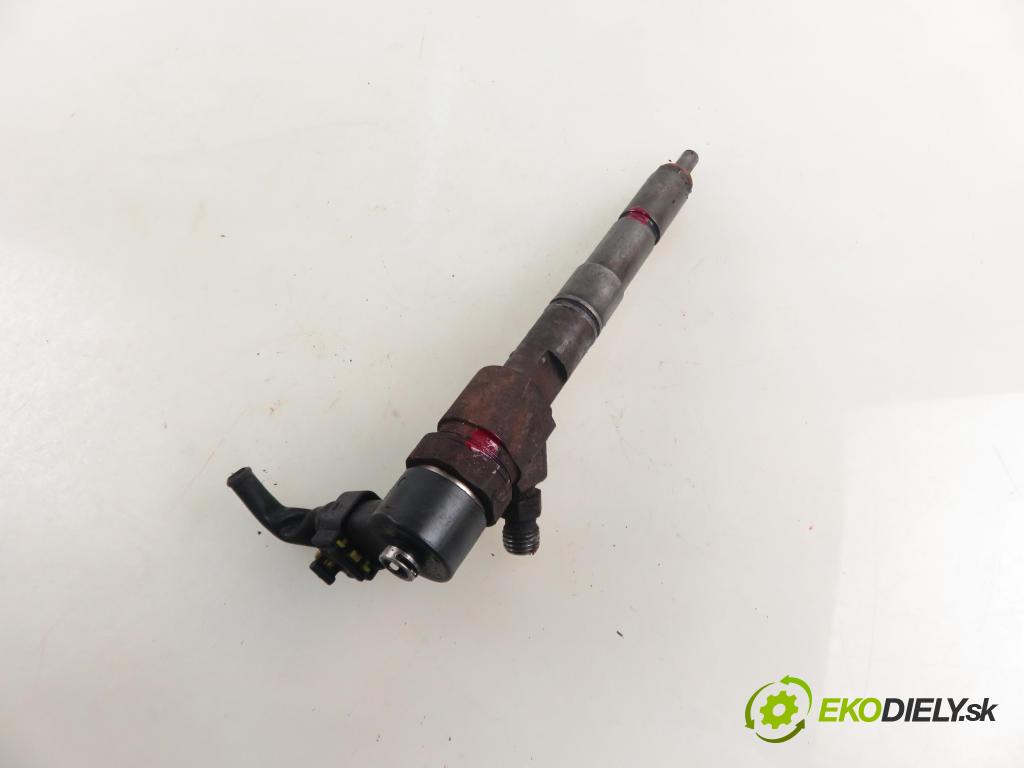 ALFA ROMEO 156 Sportwagon (932_) KOMBI 2006 110,00 1.9 JTD 16V Q4 - 937 A5.000 1910,00 vstrekovač 0445110243 (Vstrekovač paliva)