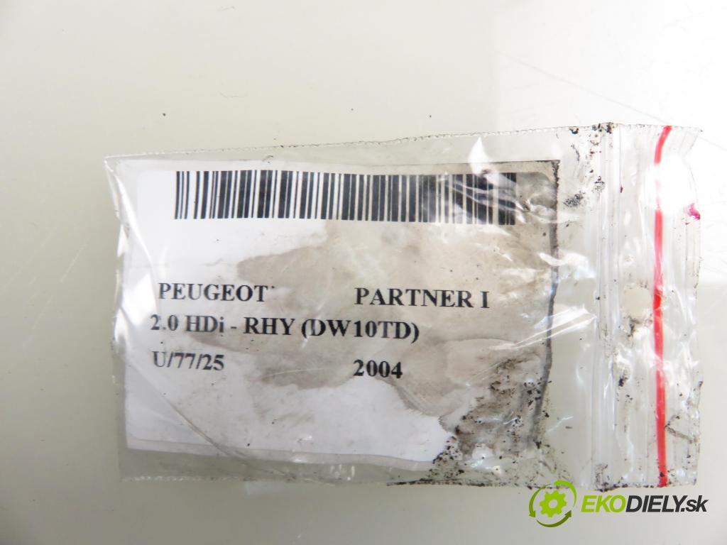 PEUGEOT PARTNER Skrzynia (5_, G_) FURGON 2004 66,00 2.0 HDi - RHY (DW10TD) 1997,00 vstrekovač 9636819380 (Vstrekovač paliva)