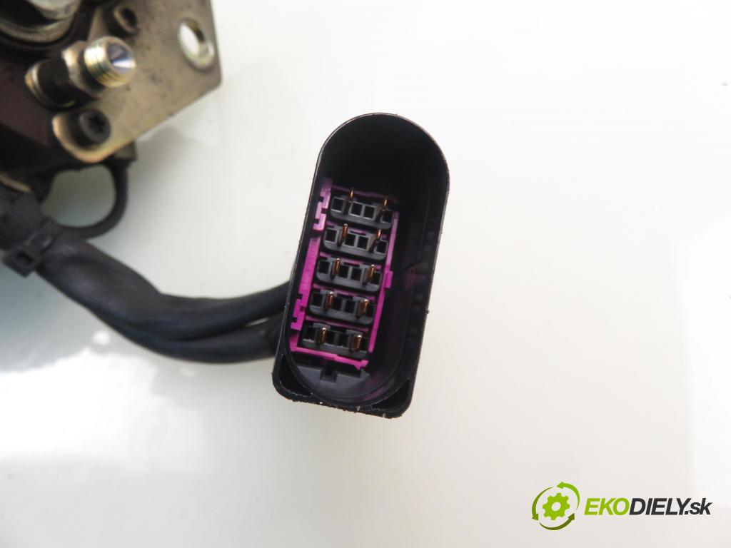 VW GOLF IV (1J1) HB 2003 50,00 1.9 SDI 68 - AQM 1896,00 Pumpa vstrekovacia 0460404972 ; 038130107B (Vstrekovacie čerpadlo)