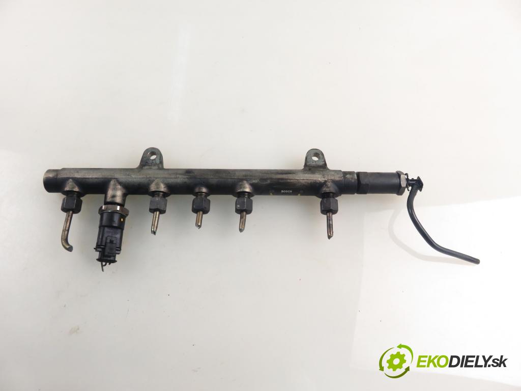 MITSUBISHI SPACE STAR nadwozie wielkoprzestrzenne (MPV) (DG_A) MINIVAN 2003 75,00 1.9 DI-D 102 - F9Q1 1870,00 Lišta vstrekovacia 0445214024 ; 7700114017 ; 0281002522 (Vstrekovacia lišta)