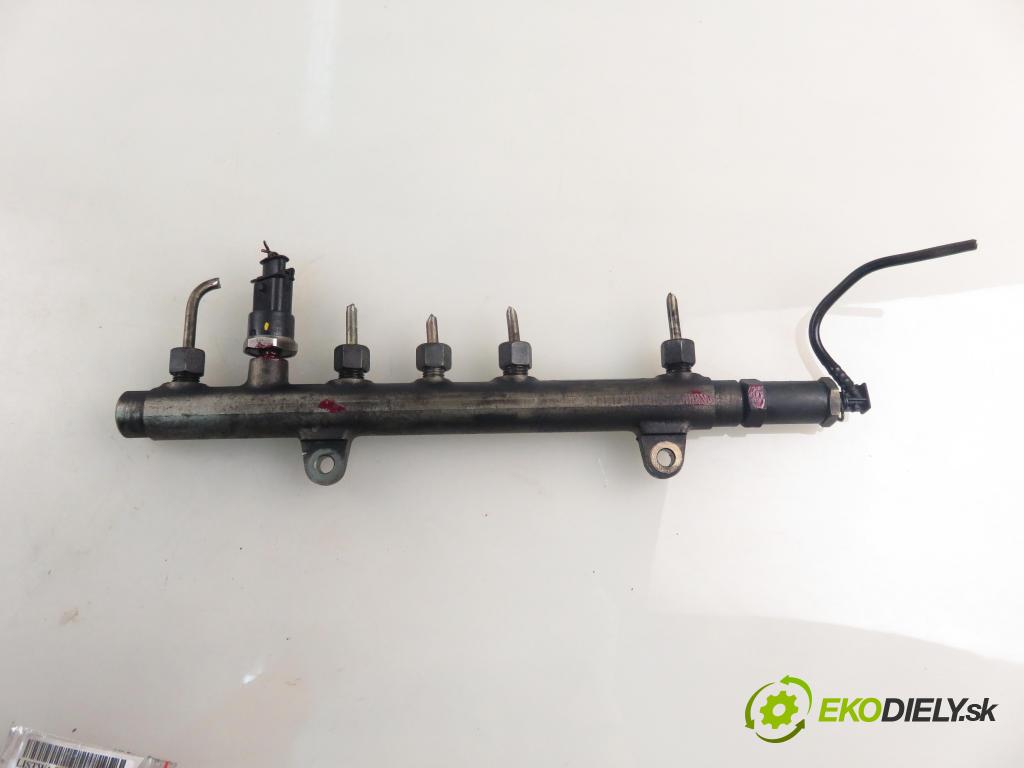 MITSUBISHI SPACE STAR nadwozie wielkoprzestrzenne (MPV) (DG_A) MINIVAN 2003 75,00 1.9 DI-D 102 - F9Q1 1870,00 Lišta vstrekovacia 0445214024 ; 7700114017 ; 0281002522 (Vstrekovacia lišta)