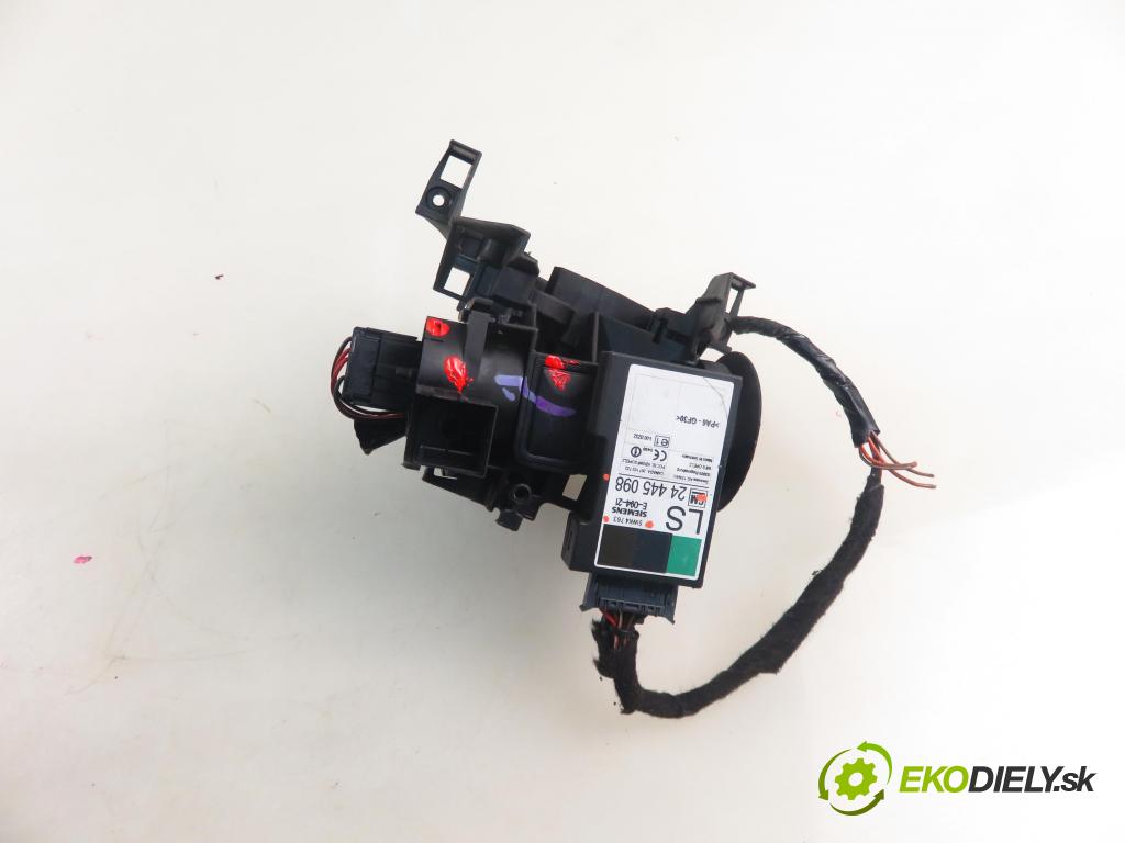 OPEL CORSA C (X01) HB 2004 55,00 1.2 16V 75 - Z 12 XE 1199,00 spinačka 24445098 ; 5WK4763 (Spínacia skrinka)