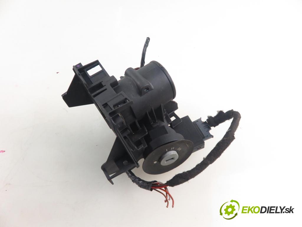 OPEL CORSA C (X01) HB 2004 55,00 1.2 16V 75 - Z 12 XE 1199,00 spinačka 24445098 ; 5WK4763 (Spínacia skrinka)