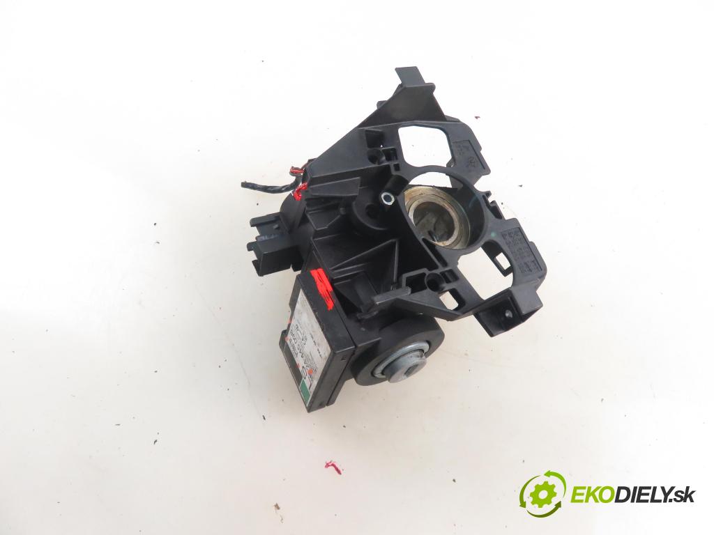 OPEL CORSA C (X01) HB 2002 55,00 1.2 16V 75 - Z 12 XE 1199,00 spinačka 24445098 ; 5WK4763 (Spínacia skrinka)