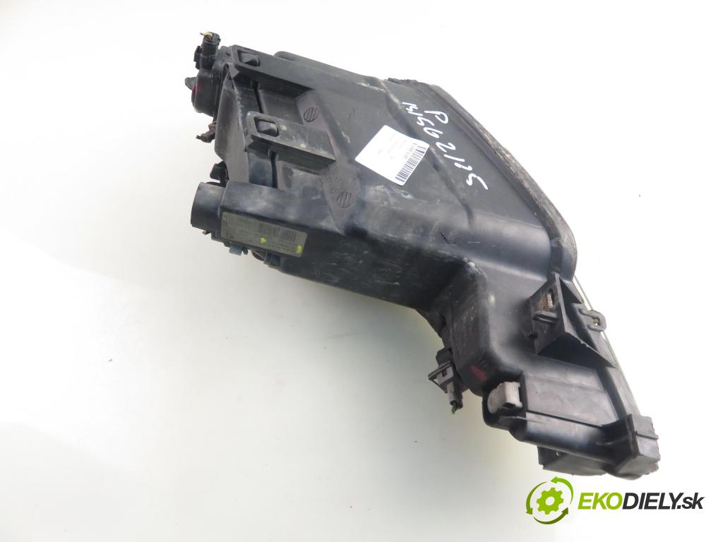 PEUGEOT 206 liftback (2A/C) HB 2003 440,00 1.1 i - HFX (TU1JP) 1124,00 Svetlo PP 9628666780