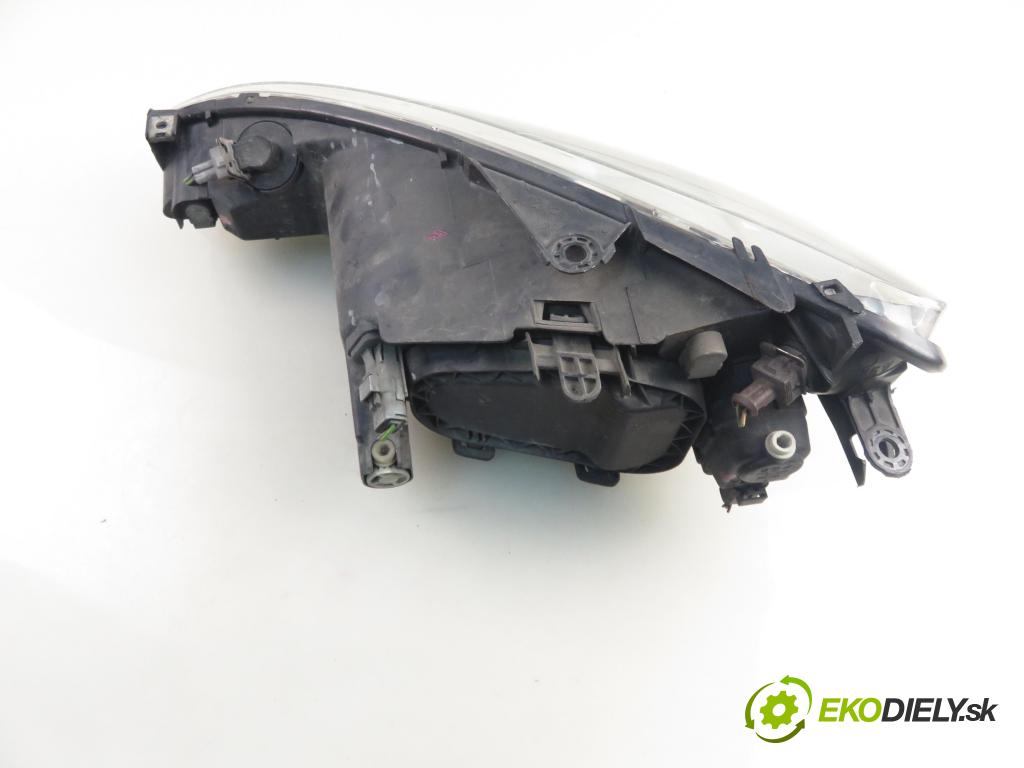 PEUGEOT 206 liftback (2A/C) HB 2003 440,00 1.1 i - HFX (TU1JP) 1124,00 Svetlo PP 9628666780