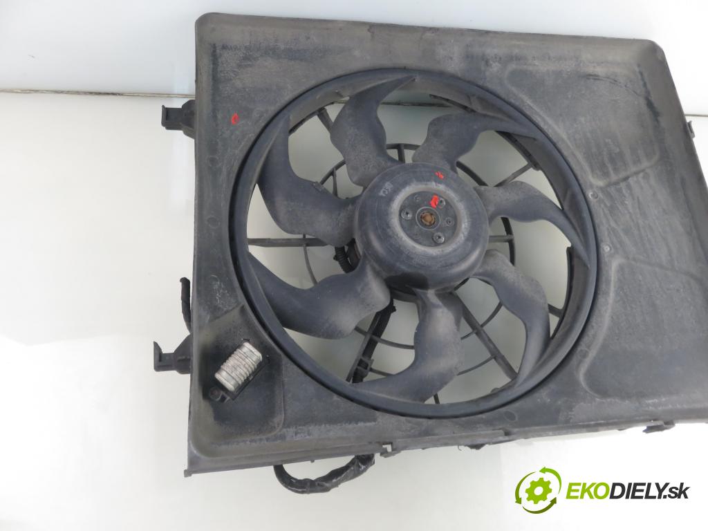HYUNDAI i30 Kombi (FD) KOMBI 2008 93,00 1.6 126 - G4FC 1591,00 ventilátor chladič PODNEBÍ / VODA 