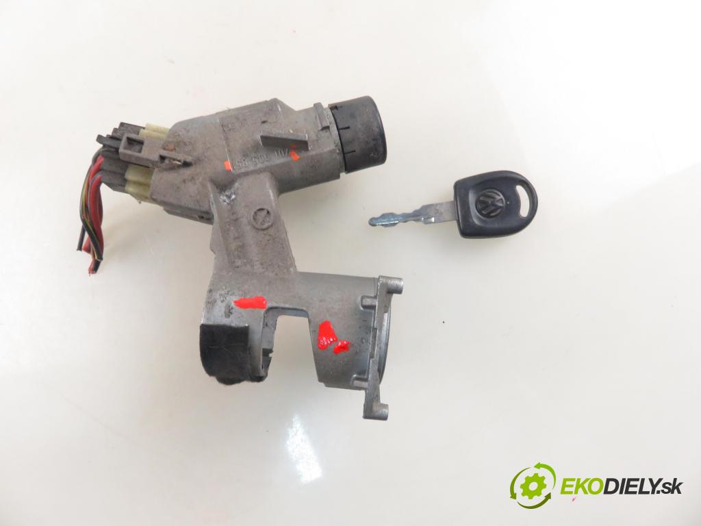 VW TRANSPORTER IV Skrzynia (70XA) FURGON 1998 50,00 1.9 TD 68 - ABL 1896,00 spinačka 701905851 (Spínacia skrinka)