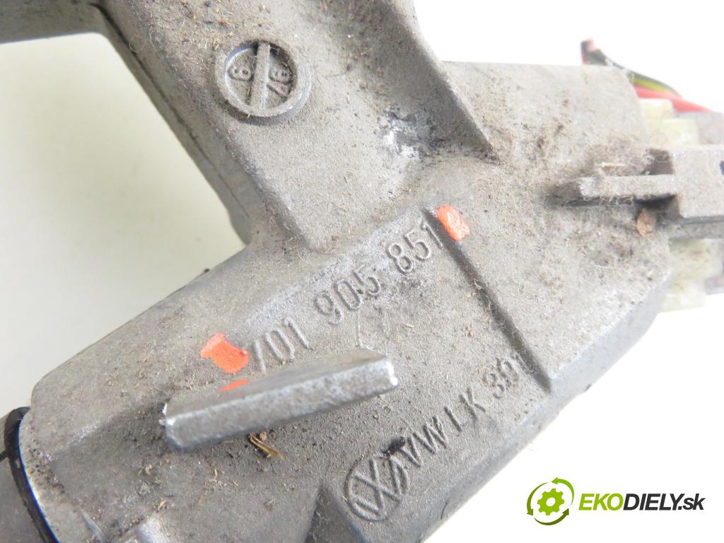 VW TRANSPORTER IV Skrzynia (70XA) FURGON 1998 50,00 1.9 TD 68 - ABL 1896,00 spinačka 701905851 (Spínacia skrinka)