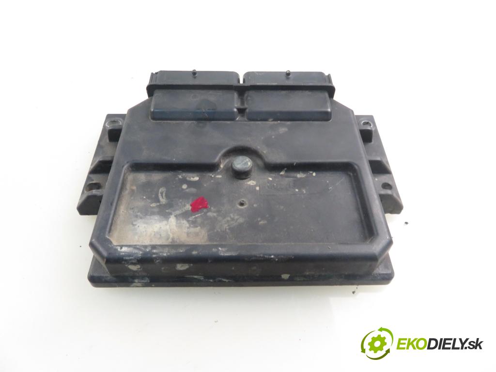 RENAULT KANGOO (KC0/1_) FURGON 2001 47,00 1.9 D 1870,00 Riadiaca jednotka Motor 8200150549 ; 7700115802 ; R04010034B