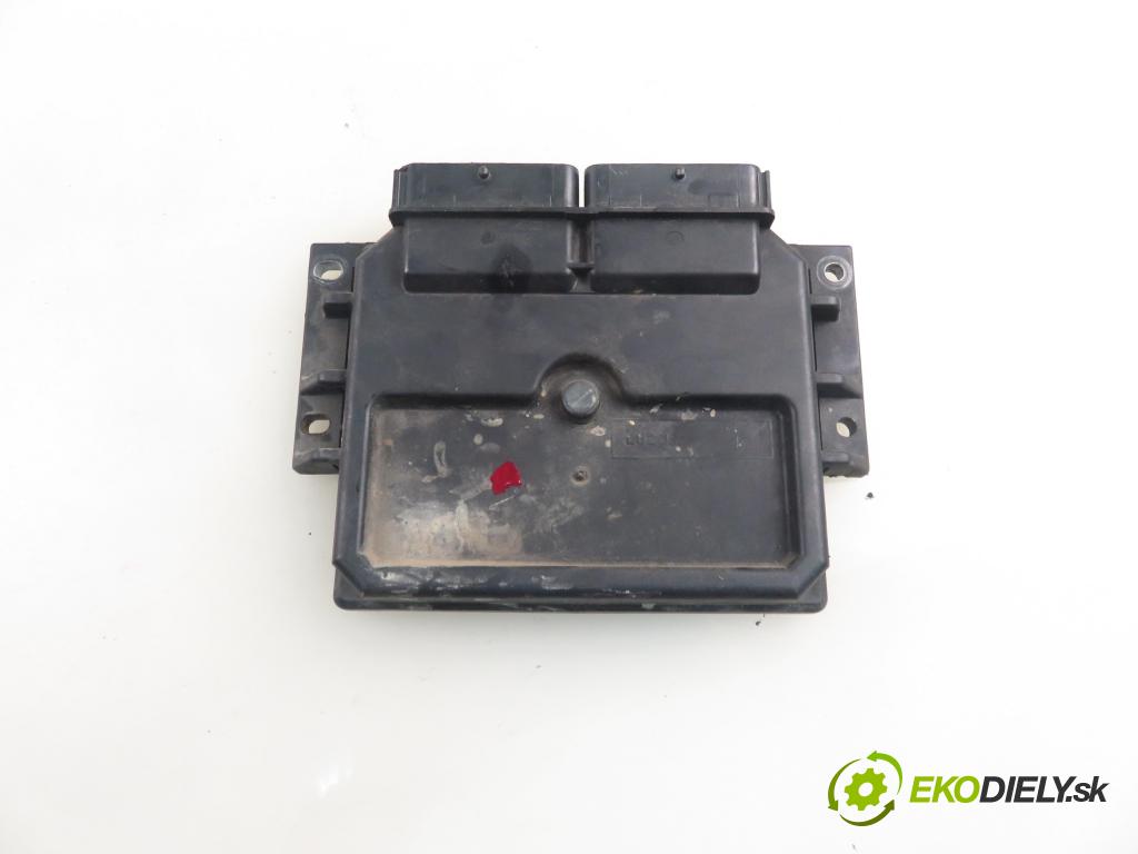 RENAULT KANGOO (KC0/1_) FURGON 2001 47,00 1.9 D 1870,00 Riadiaca jednotka Motor 8200150549 ; 7700115802 ; R04010034B