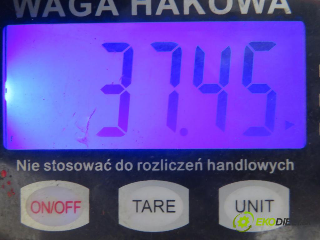 OPEL CORSA C (X01) HB 2002 55,00 1.2 16V 75 - Z 12 XE 1199,00 výztuha zadní část ABS 