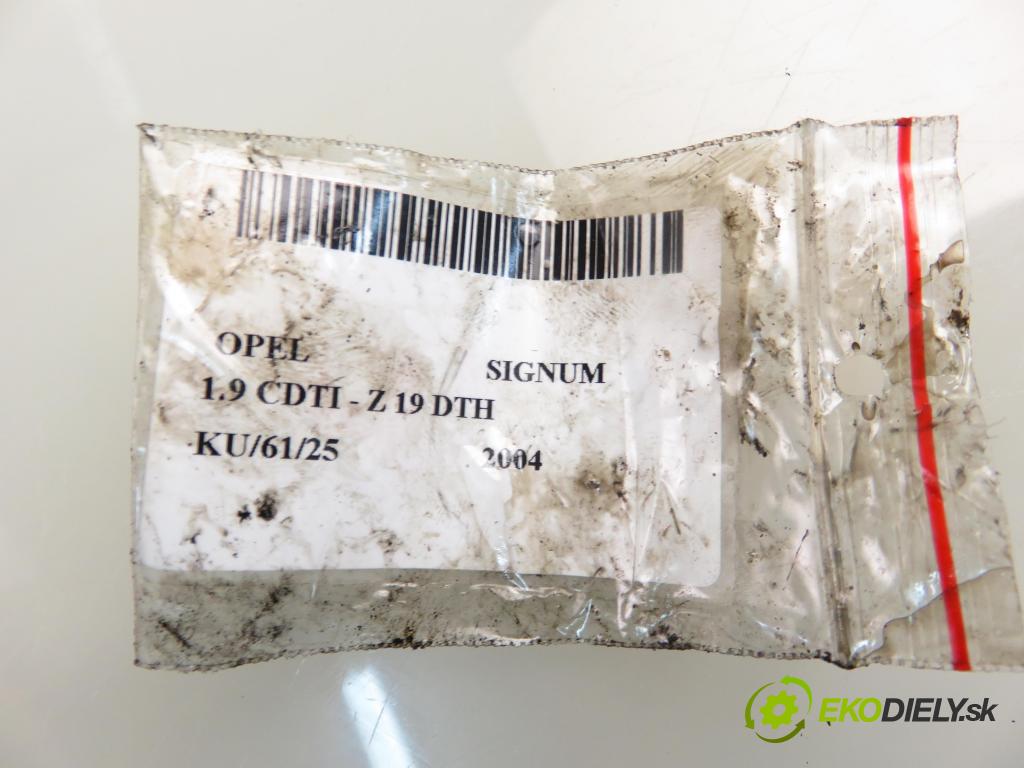 OPEL SIGNUM HB 2004 110,00 1.9 CDTI 150 1910,00 vstrekovač 0445110159 (Vstrekovač paliva)