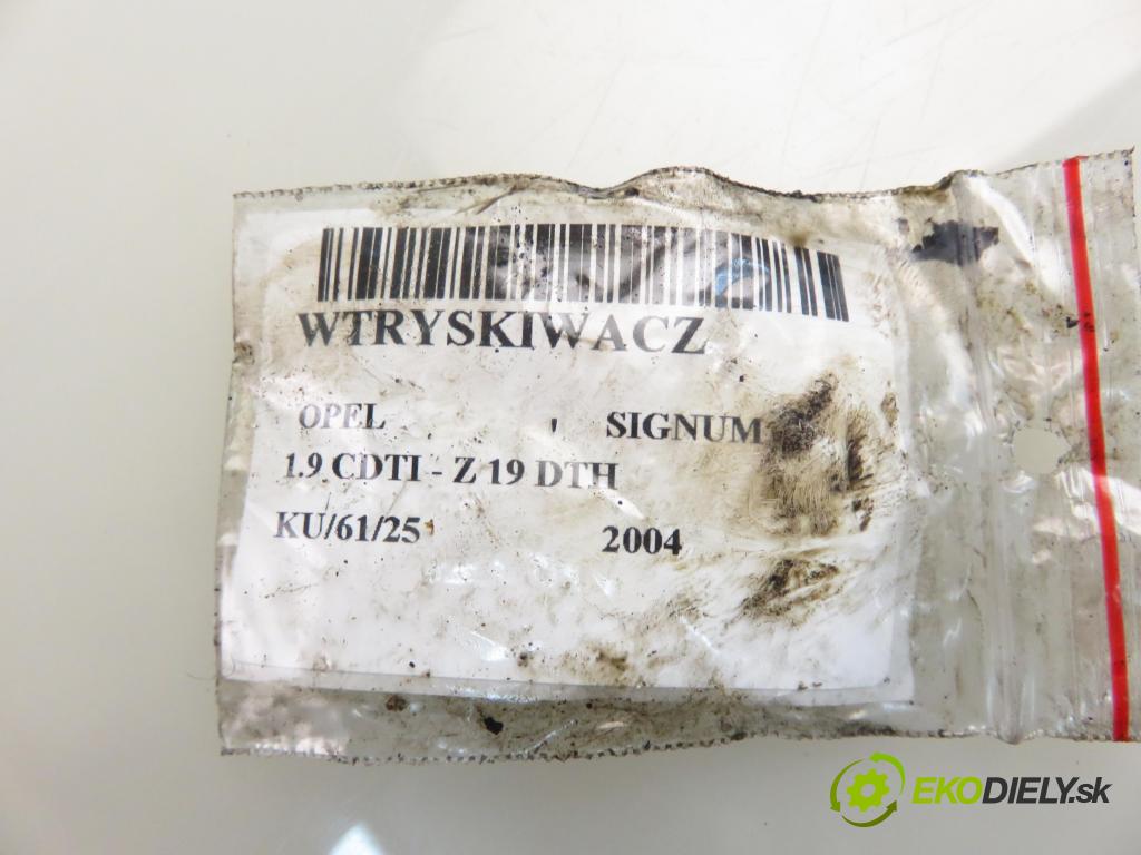 OPEL SIGNUM HB 2004 110,00 1.9 CDTI 150 1910,00 vstrekovač 0445110159 (Vstrekovač paliva)