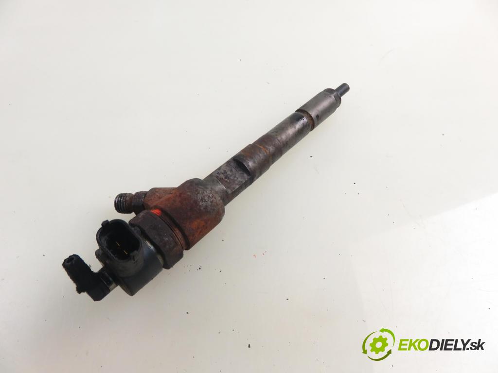 FIAT DOBLO nadwozie wielkoprzestrzenne (MPV) (119_, 223_) KOMBIVAN 2004 51,00 1.3 JTD 16V - 188 A9.000 1248,00 vstrekovač 0445110083 (Vstrekovač paliva)