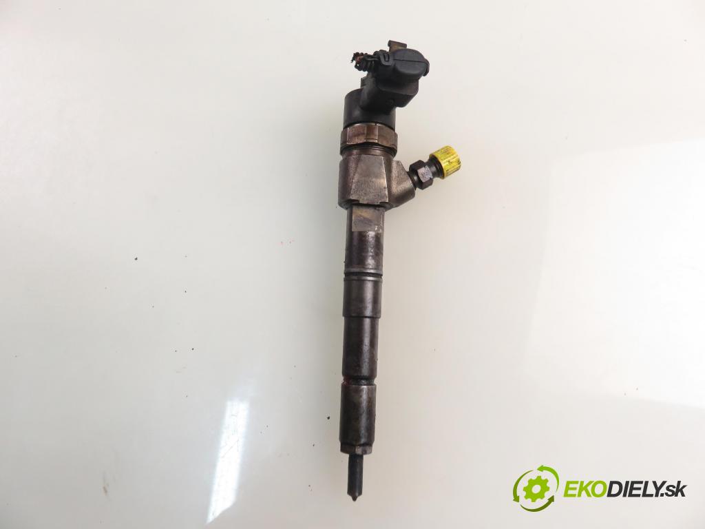 OPEL SIGNUM HB 2004 110,00 1.9 CDTI 150 1910,00 vstrekovač 0445110159 (Vstrekovač paliva)