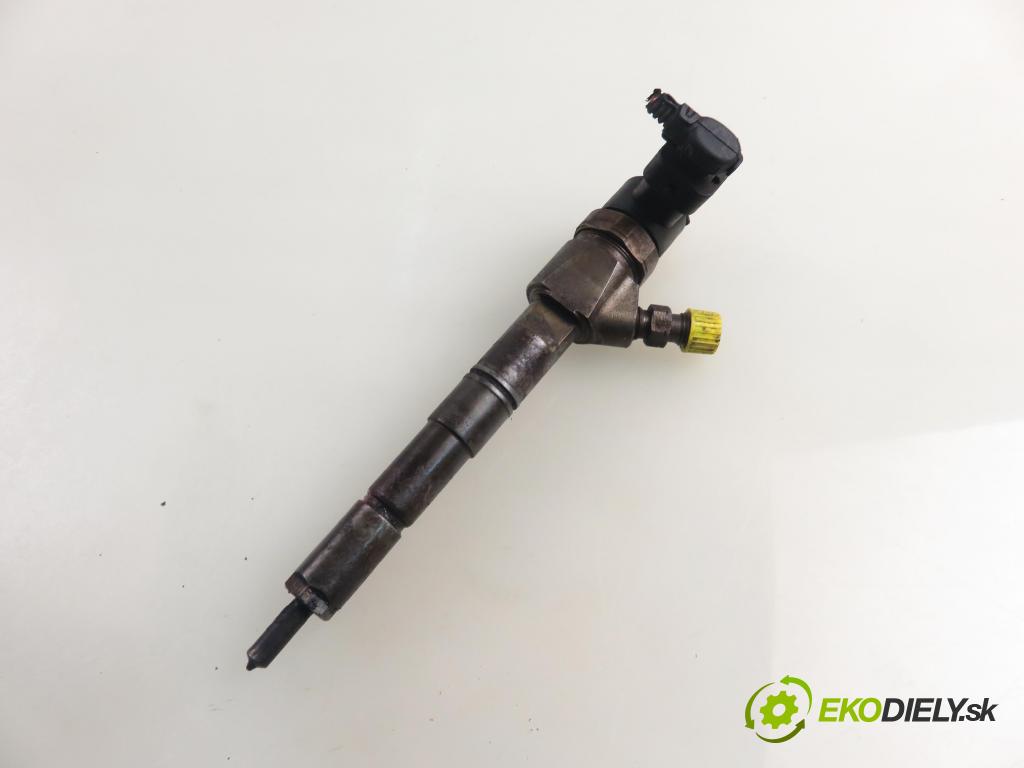 OPEL SIGNUM HB 2004 110,00 1.9 CDTI 150 1910,00 vstrekovač 0445110159 (Vstrekovač paliva)