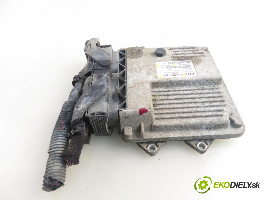 OPEL MERIVA A nadwozie wielkoprzestrzenne (MPV) (X03) HB 2006 55,00 1.3 CDTI - Z 13 DTJ 1248,00 Riadiaca jednotka Motor 55198927BY ; 7160012402