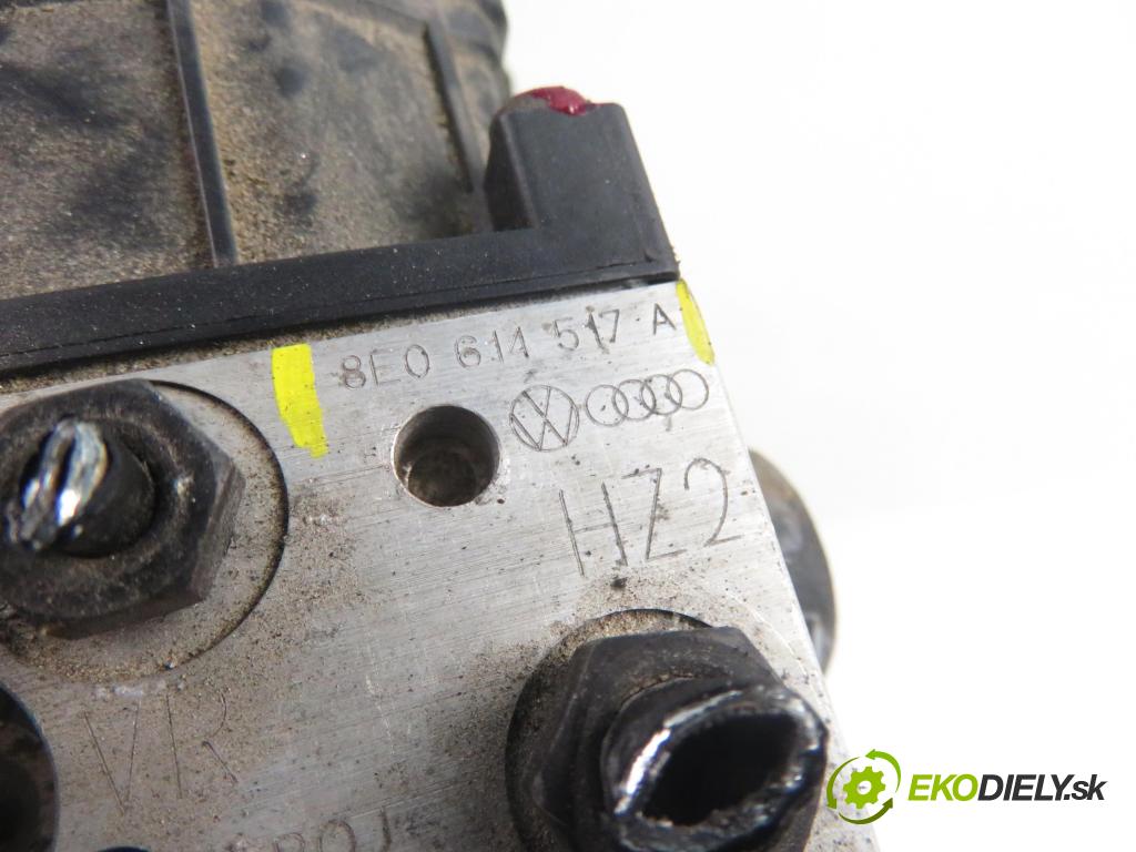 AUDI A4 (8E2, B6) SEDAN 2003 96,00 1.9 TDI quattro - AVF 1896,00 pumpa ABS 8E0614517A ; 0265950012 ; 0265225045 (Pumpy brzdové)