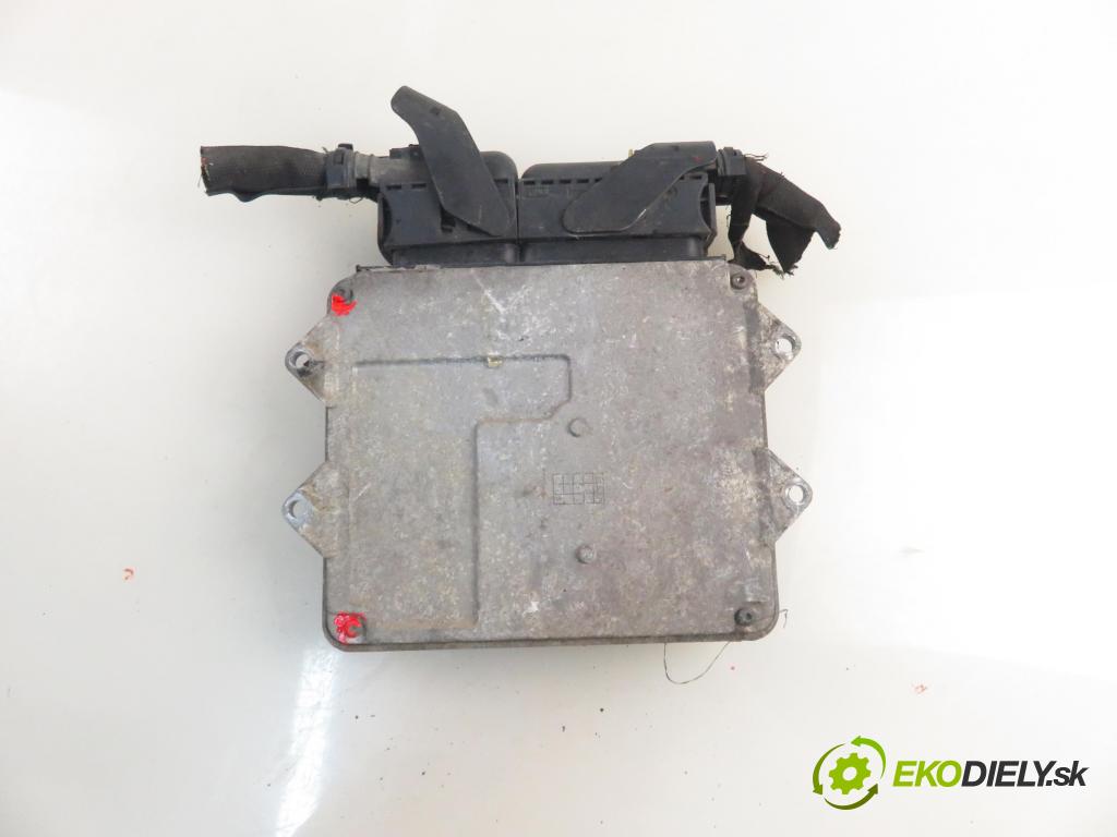 FIAT DOBLO nadwozie wielkoprzestrzenne (MPV) (119_, 223_) KOMBIVAN 2004 51,00 1.3 JTD 16V - 188 A9.000 1248,00 Riadiaca jednotka Motor 55194017 ; 7160003300