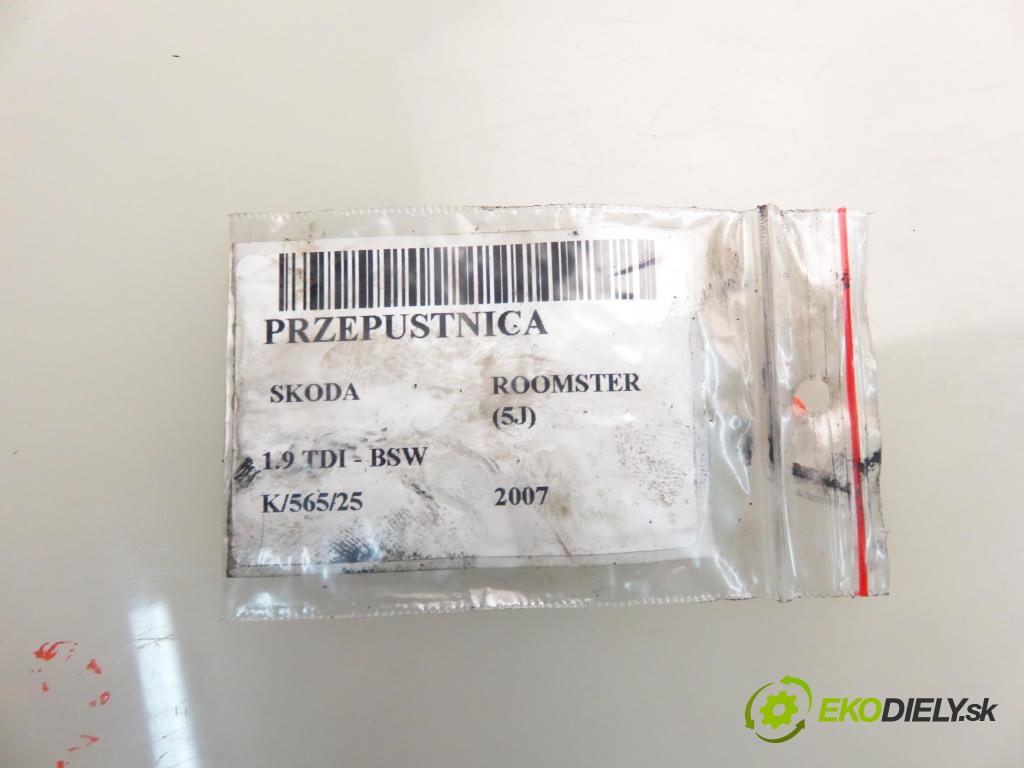 SKODA ROOMSTER (5J) KOMBIVAN 2007 77,00 1.9 TDI - BSW 1896,00 Škrtiaca klapka 038128063G (Škrtiaca klapka)