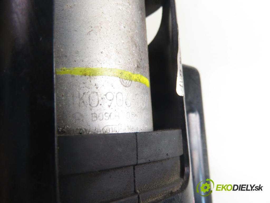 VW PASSAT B6 Variant (3C5) KOMBI 2008 103,00 2.0 TDI CR 16V 140 - CBAB 1968,00 Pumpa paliva 1K0906089A
