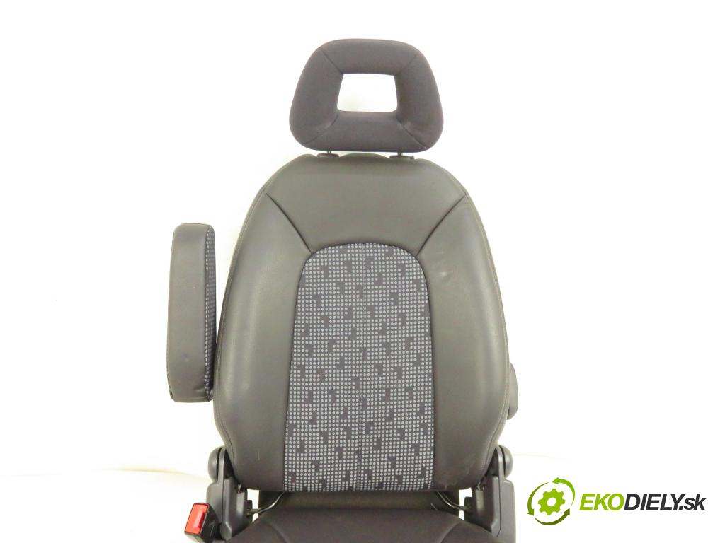 MERCEDES-BENZ KLASA A (W168) HB 2000 75,00 1.6 102 A 160  M 166.960 1598,00 Sedadlo 2 rad ľavy