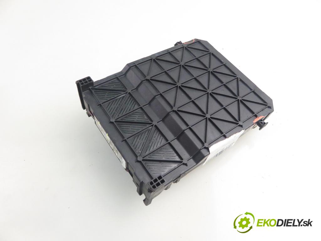 CITROEN C3 I (FC_) HB 2002 54,00 1.4 i - KFV (TU3JP) 1360,00 MODUL BSI 9648715380