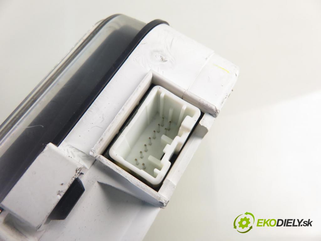 VOLVO S40 II (MS) SEDAN 2005 92,00 1.8 125 - B 4184 S11 1798,00 Prístrojovka elektrický 30669182