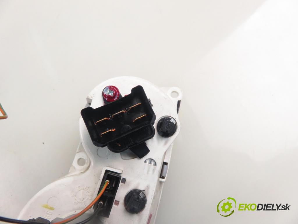 FORD FOCUS (DAW, DBW) HB 2003 96,00 2.0 16V - EDDF 1988,00 Panel kúrenia KLIMATIZACE: 1S4H18C419BA ; 98AB18C419AF