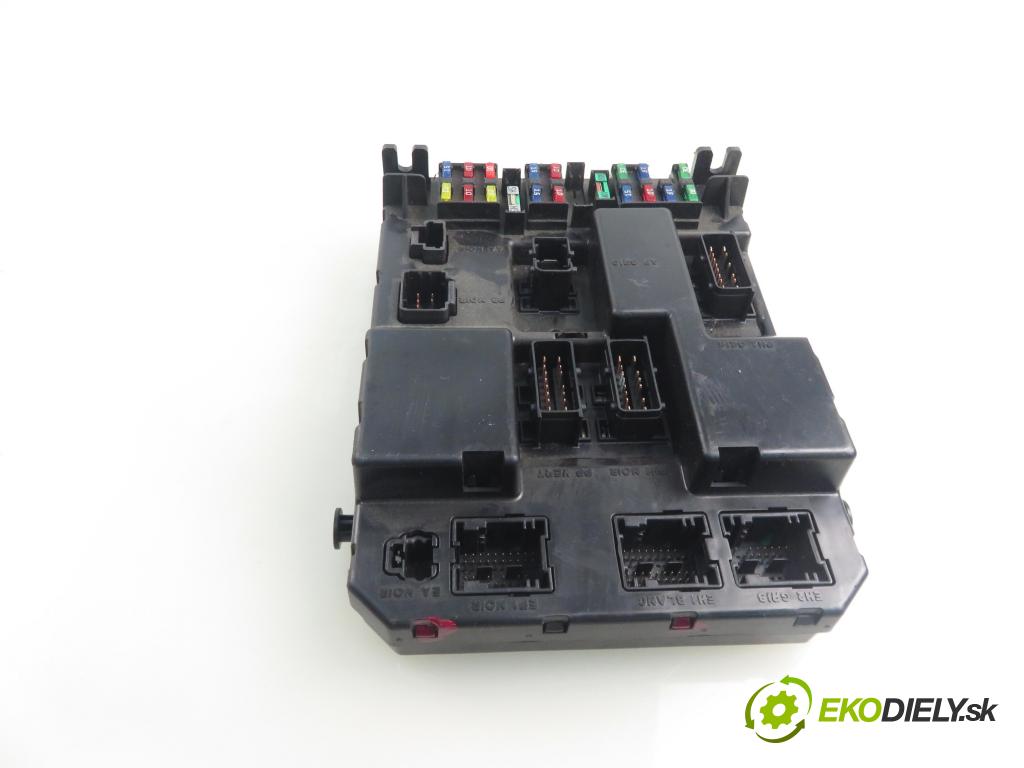PEUGEOT 307 (3A/C) HB 2005 80,00 1.6 HDi 110 1560,00 MODUL BSI 9651197680A ; 9651196980A