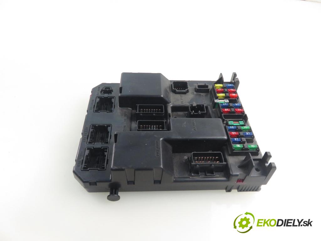 PEUGEOT 307 (3A/C) HB 2005 80,00 1.6 HDi 110 1560,00 MODUL BSI 9651197680A ; 9651196980A