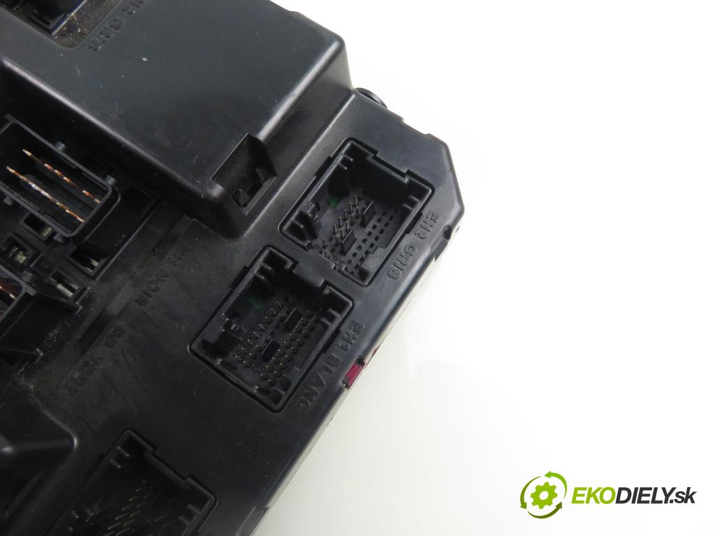 PEUGEOT 307 (3A/C) HB 2005 80,00 1.6 HDi 110 1560,00 MODUL BSI 9651197680A ; 9651196980A