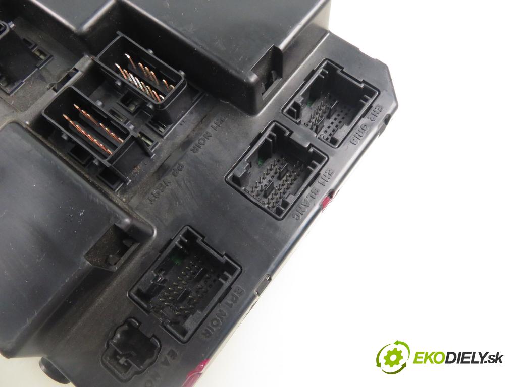 PEUGEOT 307 (3A/C) HB 2005 80,00 1.6 HDi 110 1560,00 MODUL BSI 9651197680A ; 9651196980A