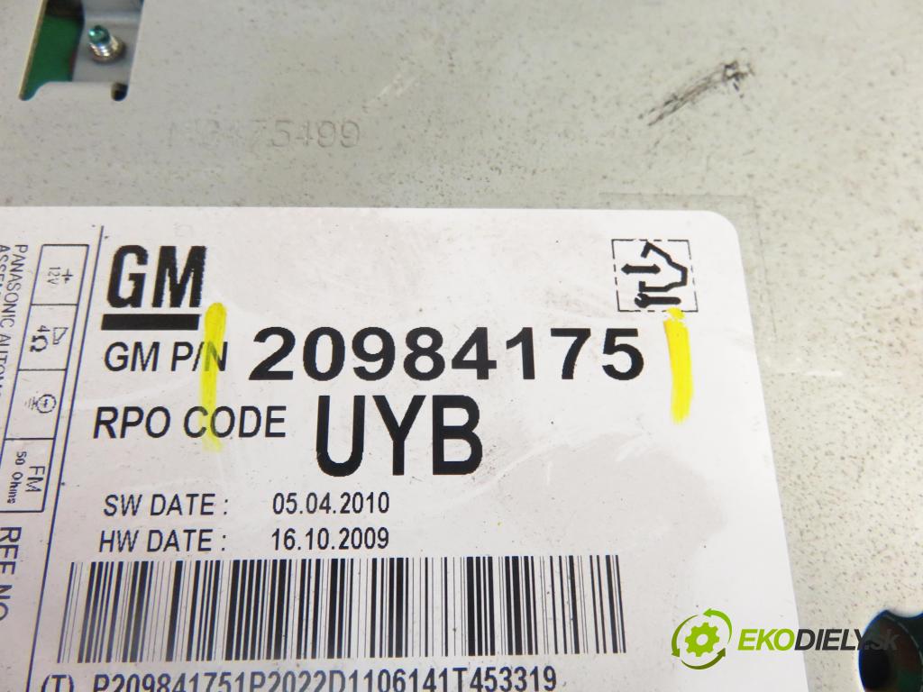 OPEL MERIVA B nadwozie wielkoprzestrzenne (MPV) (S10) MINIVAN 2011 74,00 1.4 - A 14 XER 1398,00 RADIO CD 20984175
