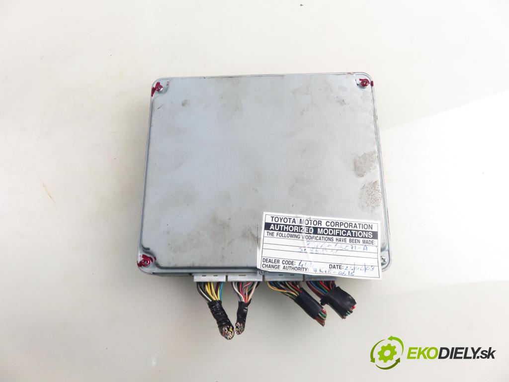 TOYOTA AVENSIS Kombi (_T25_) KOMBI 2005 110,00 2.2 D-4D (ADT251) 150 - 2AD-FTV 2231,00 Riadiaca jednotka Motor 8966105820 ; MB1758007372