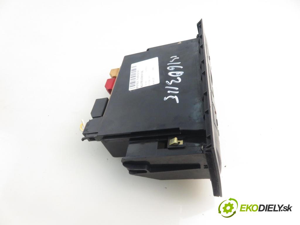 AUDI A3 (8L1) HB 2001 81,00 1.9 TDI - ASV 1896,00 Panel kúrenia KLIMATRONIK 8L0820043H
