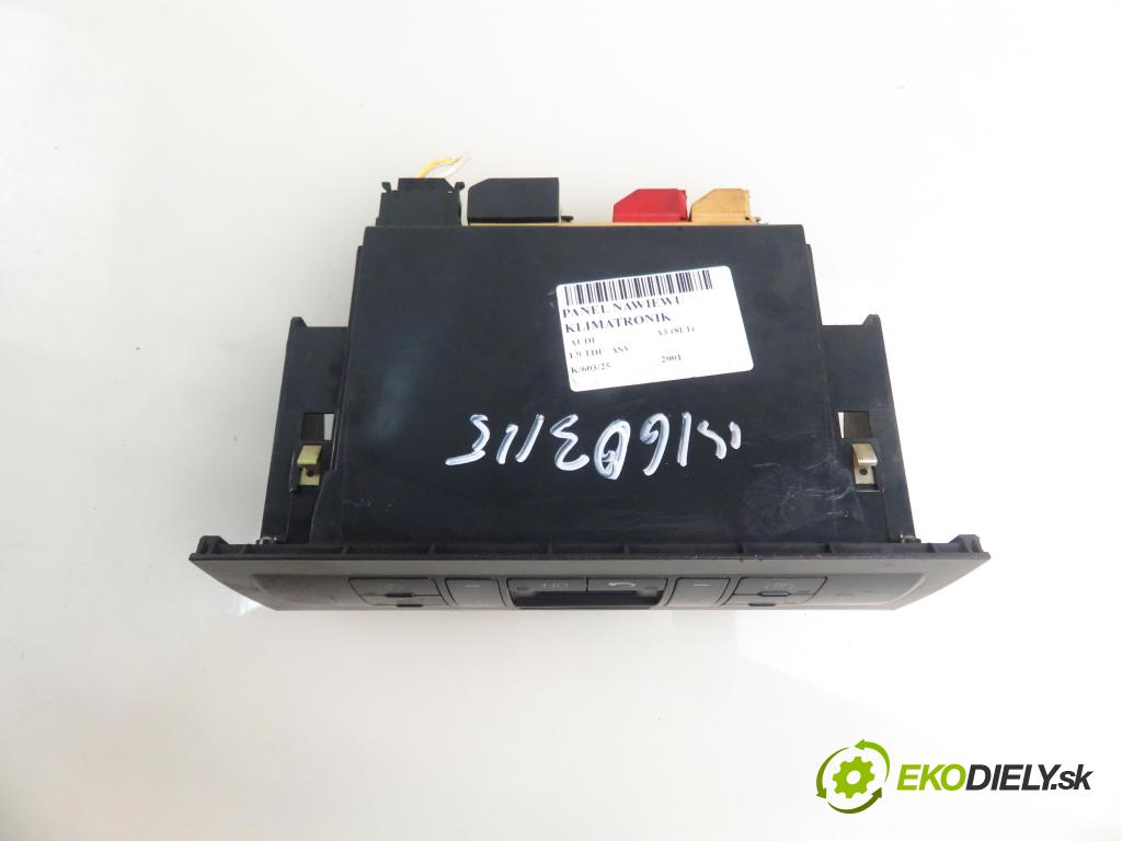 AUDI A3 (8L1) HB 2001 81,00 1.9 TDI - ASV 1896,00 Panel kúrenia KLIMATRONIK 8L0820043H