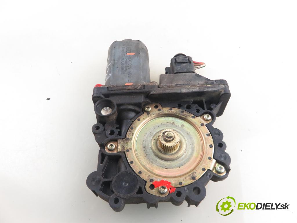 AUDI A3 (8L1) HB 2001 81,00 1.9 TDI - ASV 1896,00 Motorček sťahovania okien PP 8L4959802C