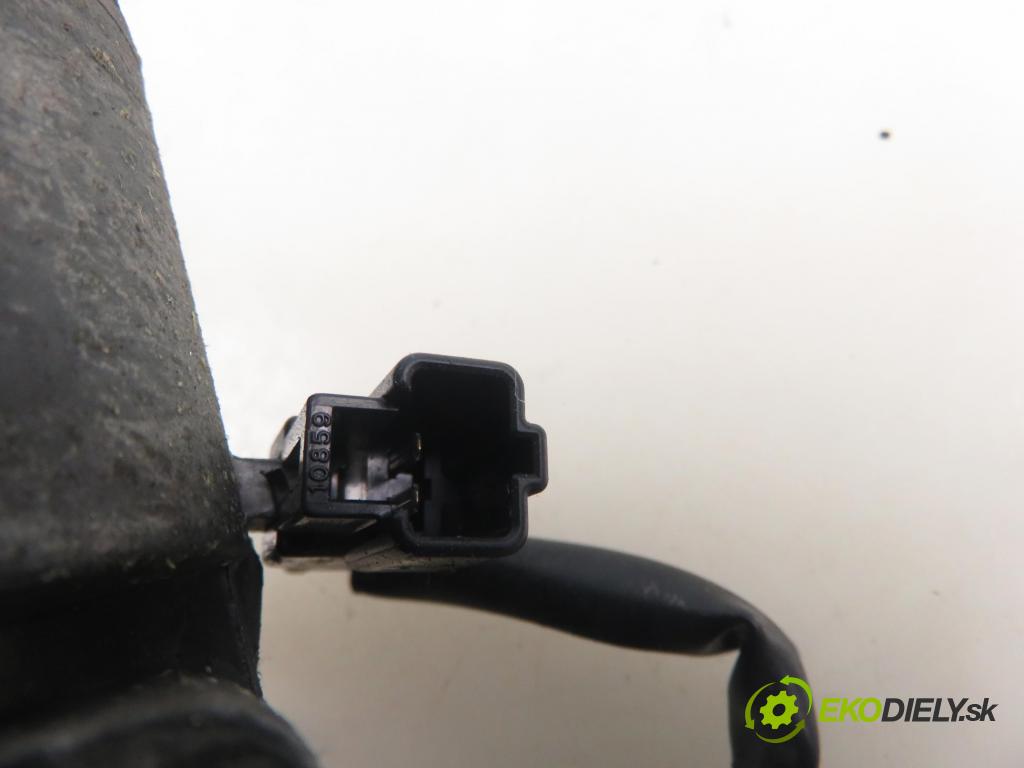 TOYOTA AVENSIS Kombi (_T25_) KOMBI 2005 110,00 2.2 D-4D (ADT251) 150 - 2AD-FTV 2231,00 spinačka 450200504 ; 8978305010 (Spínacia skrinka)