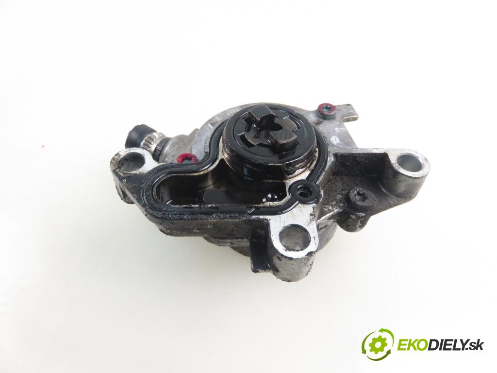 AUDI A3 (8L1) HB 2001 81,00 1.9 TDI - ASV 1896,00 Pumpa vákuová 038145101B