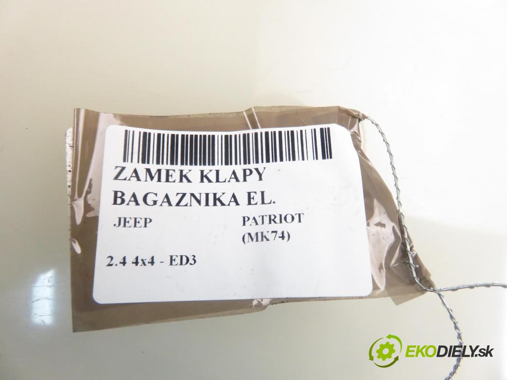JEEP PATRIOT (MK74) SUV 2008 125,00 2.4 4x4 - DOHC 16V Dual VVT (ED3) 2360,00 zámok dveří kufr EL.