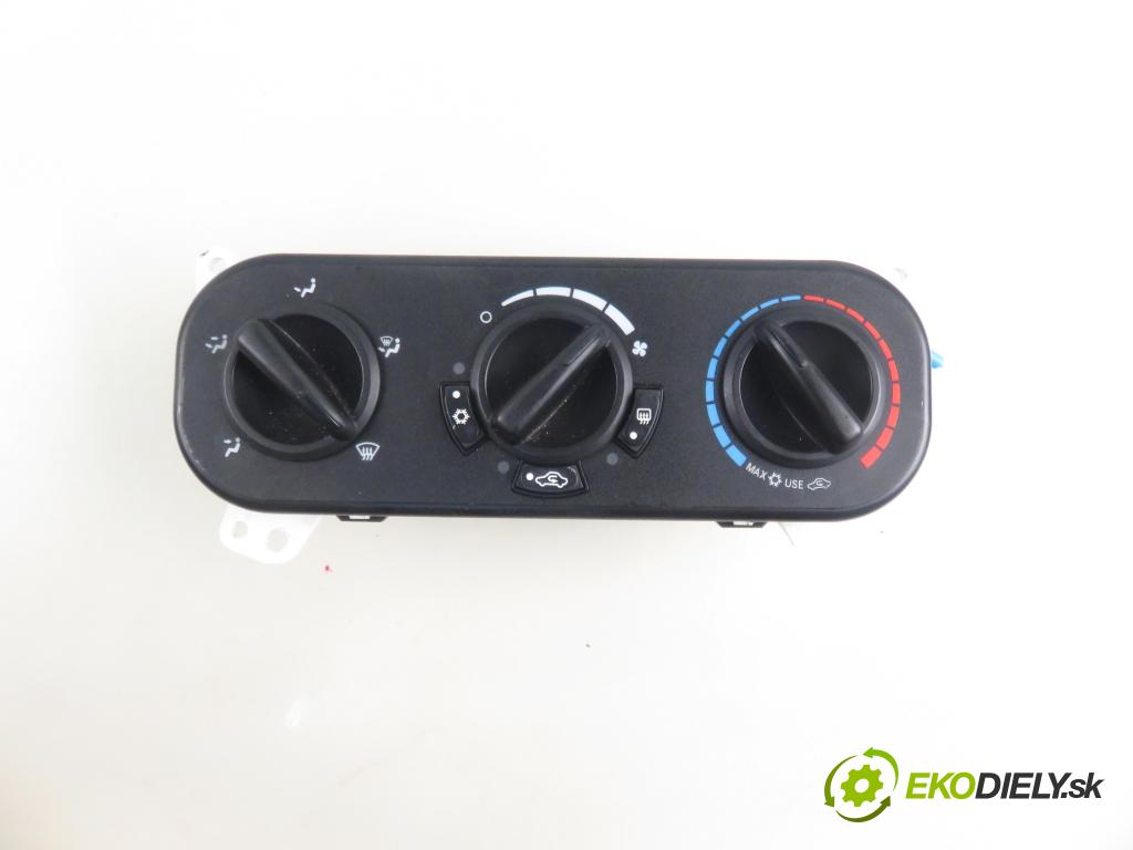 JEEP PATRIOT (MK74) SUV 2008 125,00 2.4 4x4 - DOHC 16V Dual VVT (ED3) 2360,00 Panel kúrenia KLIMATIZACE: 4586870