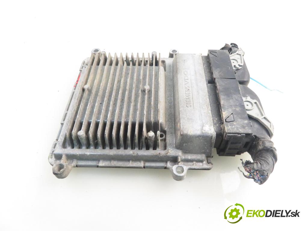 JEEP PATRIOT (MK74) SUV 2008 125,00 2.4 4x4 - DOHC 16V Dual VVT (ED3) 2360,00 Riadiaca jednotka Motor P68031787AD