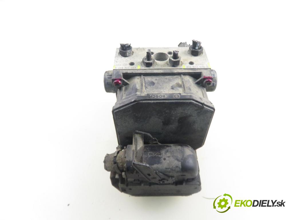 VW PASSAT B5.5 (3B3) SEDAN 2003 74,00 1.9 TDI PD 101 - AVB 1896,00 pumpa ABS 4B0614517G ; 0265225124 ; 0265950055 (Pumpy brzdové)