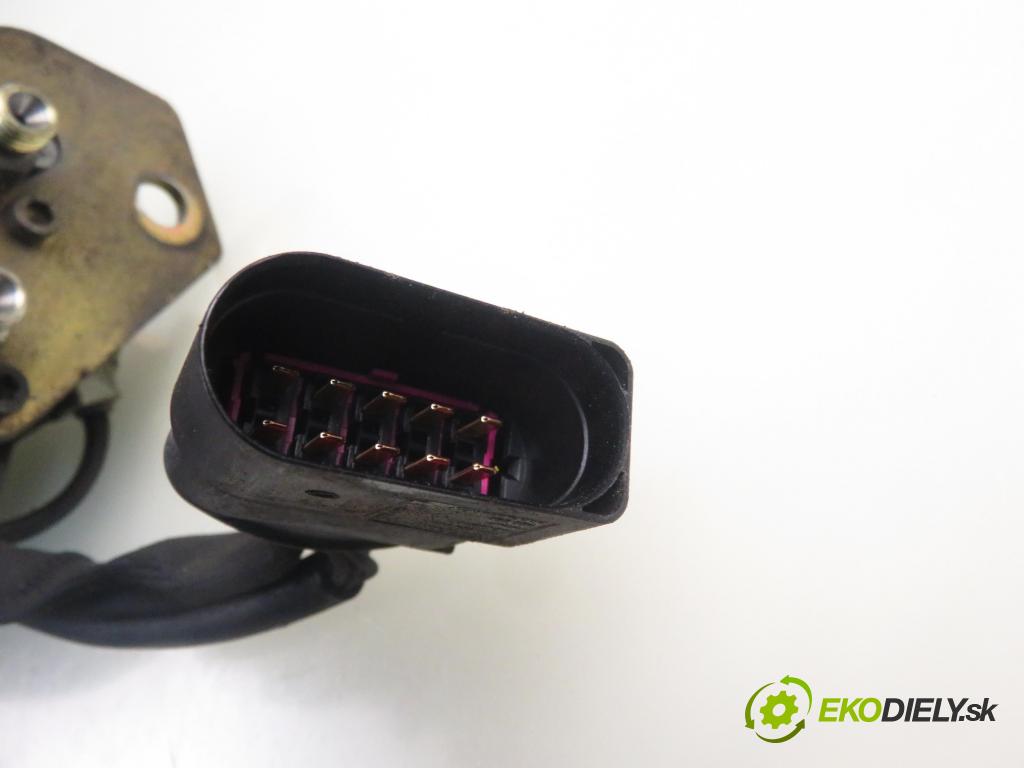 SKODA OCTAVIA I Combi (1U5) KOMBI 2005 66,00 1.9 TDI 90 - ALH 1896,00 Pumpa vstrekovacia 038130107D ; 0460404977 (Vstrekovacie čerpadlo)