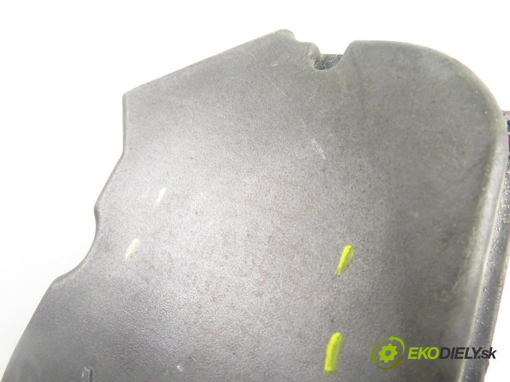 AUDI A6 (4F2, C6) SEDAN 2004 165,00 3.0 TDI quattro - BMK 2967,00 Nastavovač zvod, potrubie A2C53022954 ; 059129086 (Motorček ostatné)